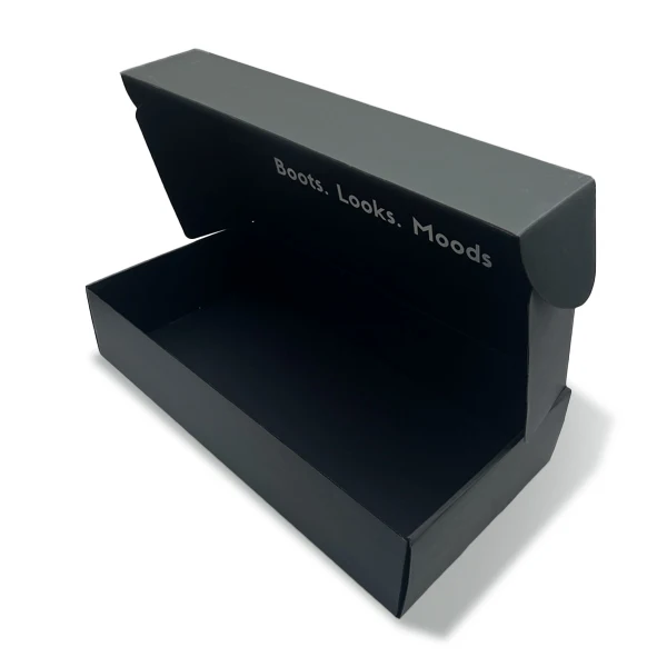 Custom High-End and High Quality Black with Your Logo Matte Lamination Double Side Printing Mailer Boxes Packaging for Clothing