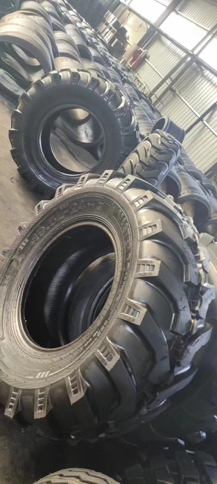 Китайские дешевые грузовые шины 295/75r22.5 11r22.5 для