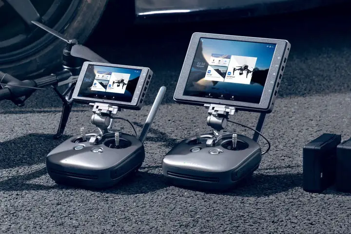 In-stock-DJI-CrystalSky-5.5-  