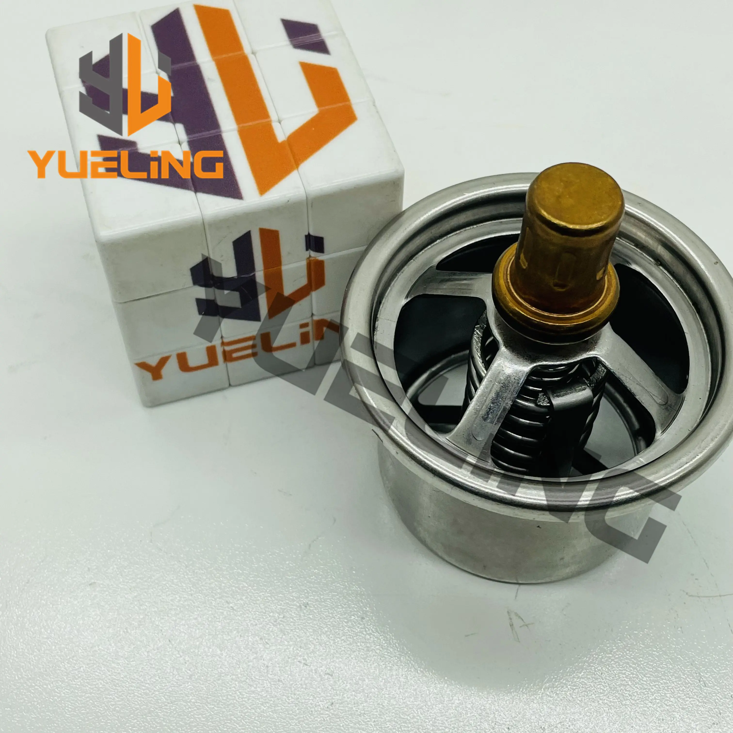 69736608 発電機ディーゼルエンジン用サーモスタット部品