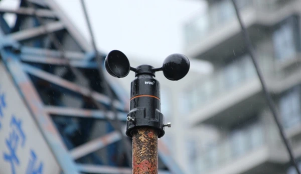 Anemometer Wind Speed and Wind Direction Sensor