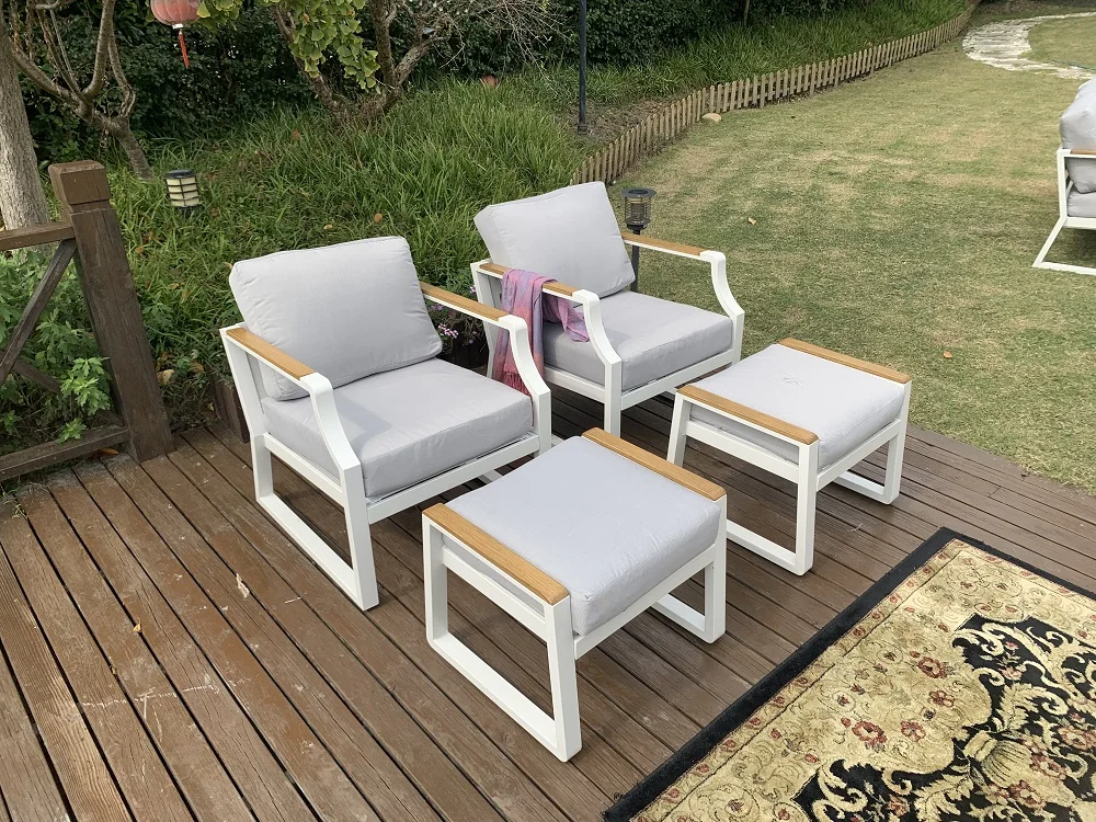 Conternporary-Sofa 