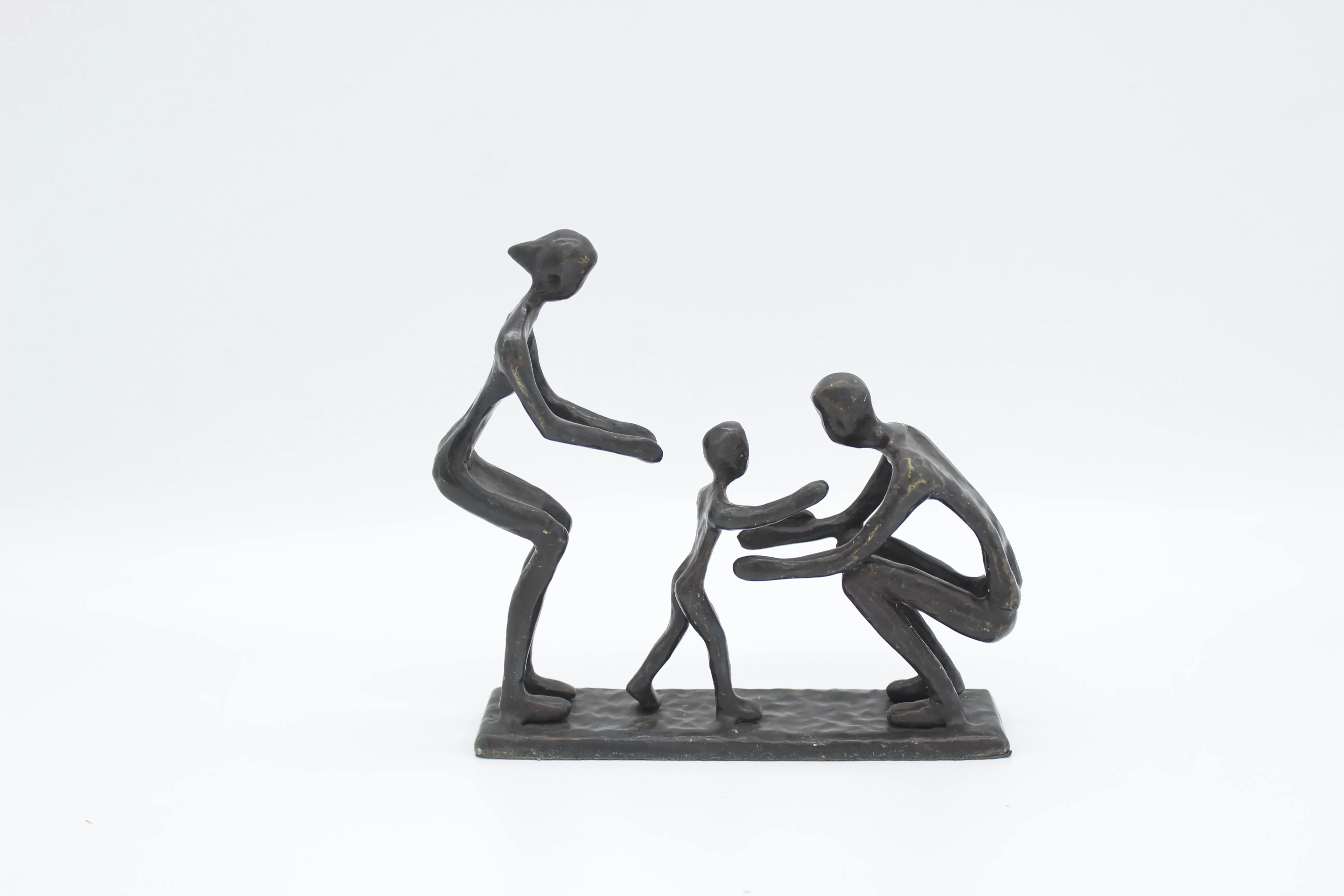 Домашний декор, железные креативные бронзовые скульптуры ручной работы, украшения для семьи, оптовая продажа, аксессуары для украшения комнаты