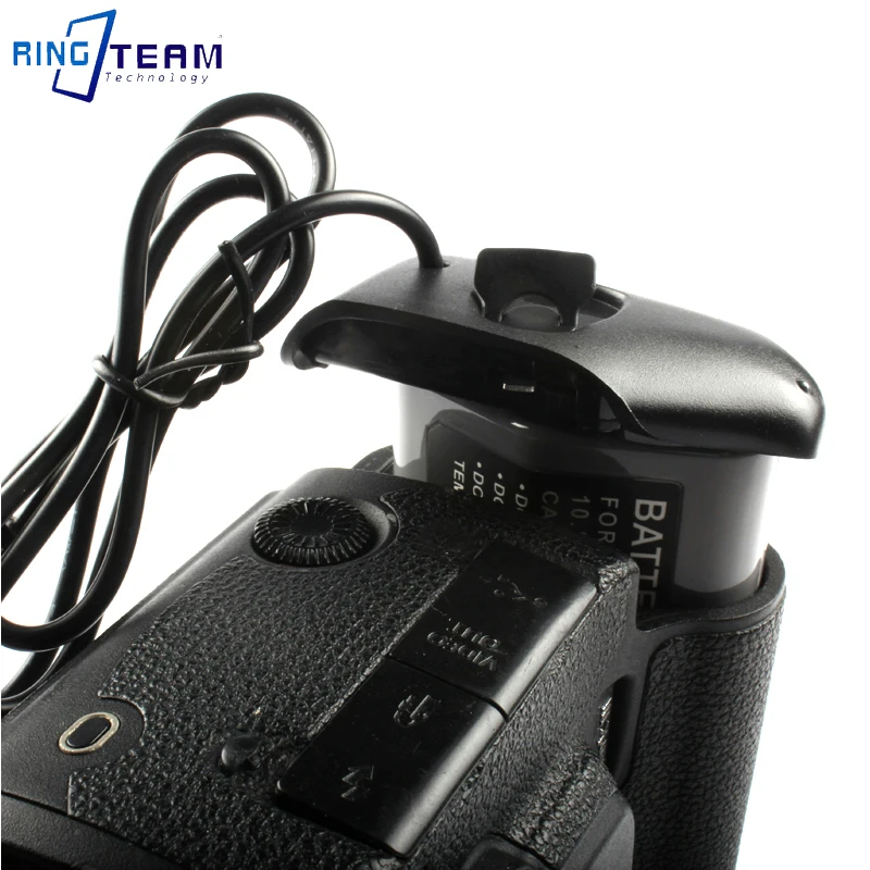 Nikon D4 + 充電器+カードアダプター Nikon D4 + 充電器+カードアダプター imgrc0093194088.jpg