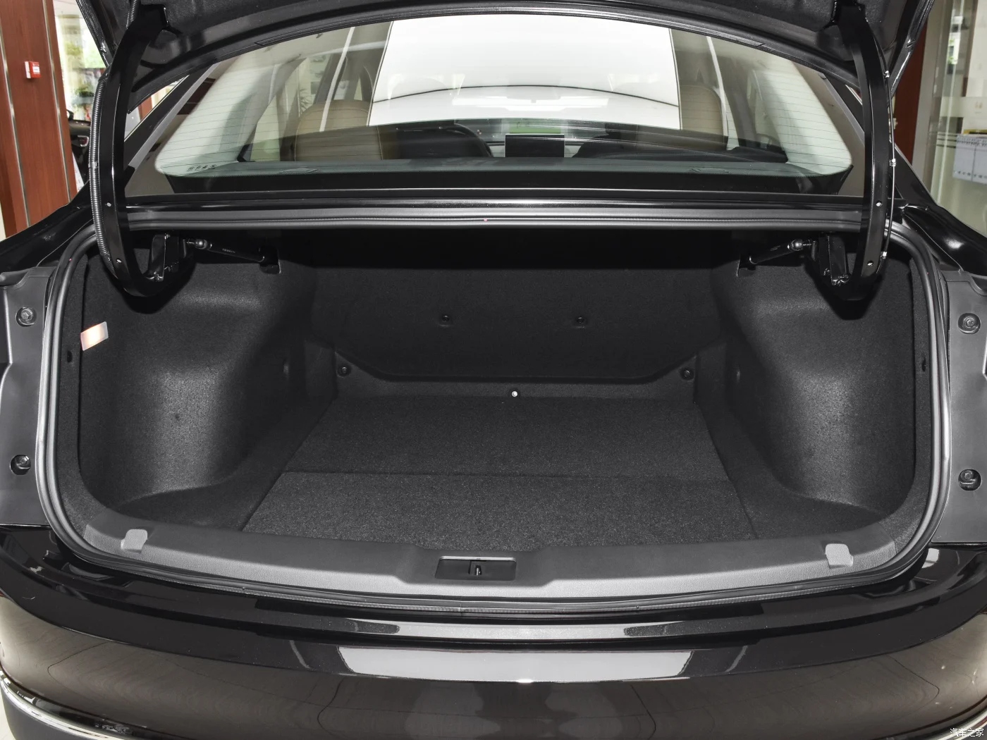 Geely Auto Xingyue L Hybrid Small Suv Electric Car Geely Manjaro Used ...