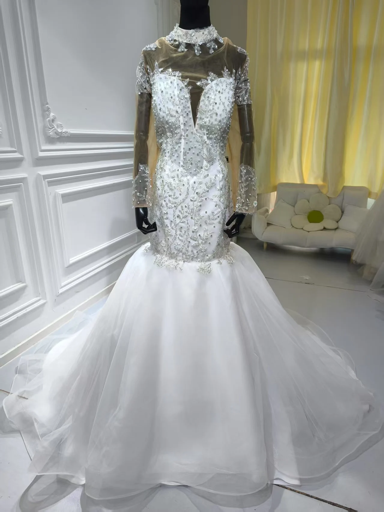 S0510N New Gorgeous Heavy Temperament Long Sleeve Diamond Lace Embroidery Mermaid Tail Bridal Wedding Dress S0510N New Gorgeous Heavy Temperament Long Sleeve Diamond Lace Embroidery Mermaid Tail Bridal Wedding Dress