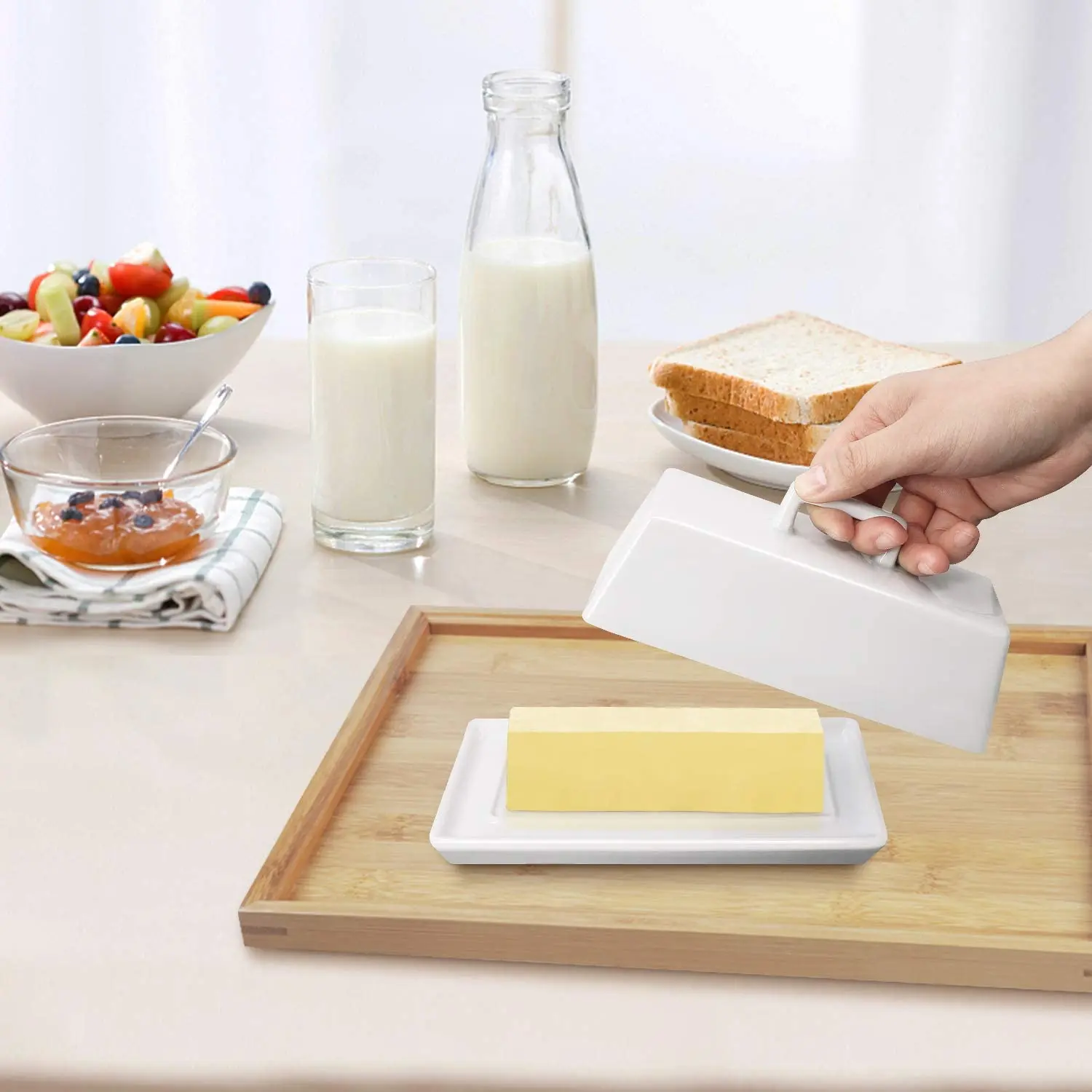 Customized Porcelain Butter Dish Butter Container Dish Wholesale Fancy Kitchen Dishes.