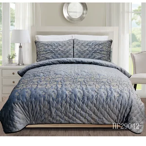 Velvet Fabric Quilted Bedspread 3 Pcs Bed Spreads Bedspread king and Queen Size Velvet Embroidery Bedspread