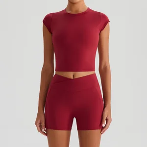 Women's Fitness Suit Breathable Quick Drying Short Sleeved Top and Shorts Sports Running Yoga Set