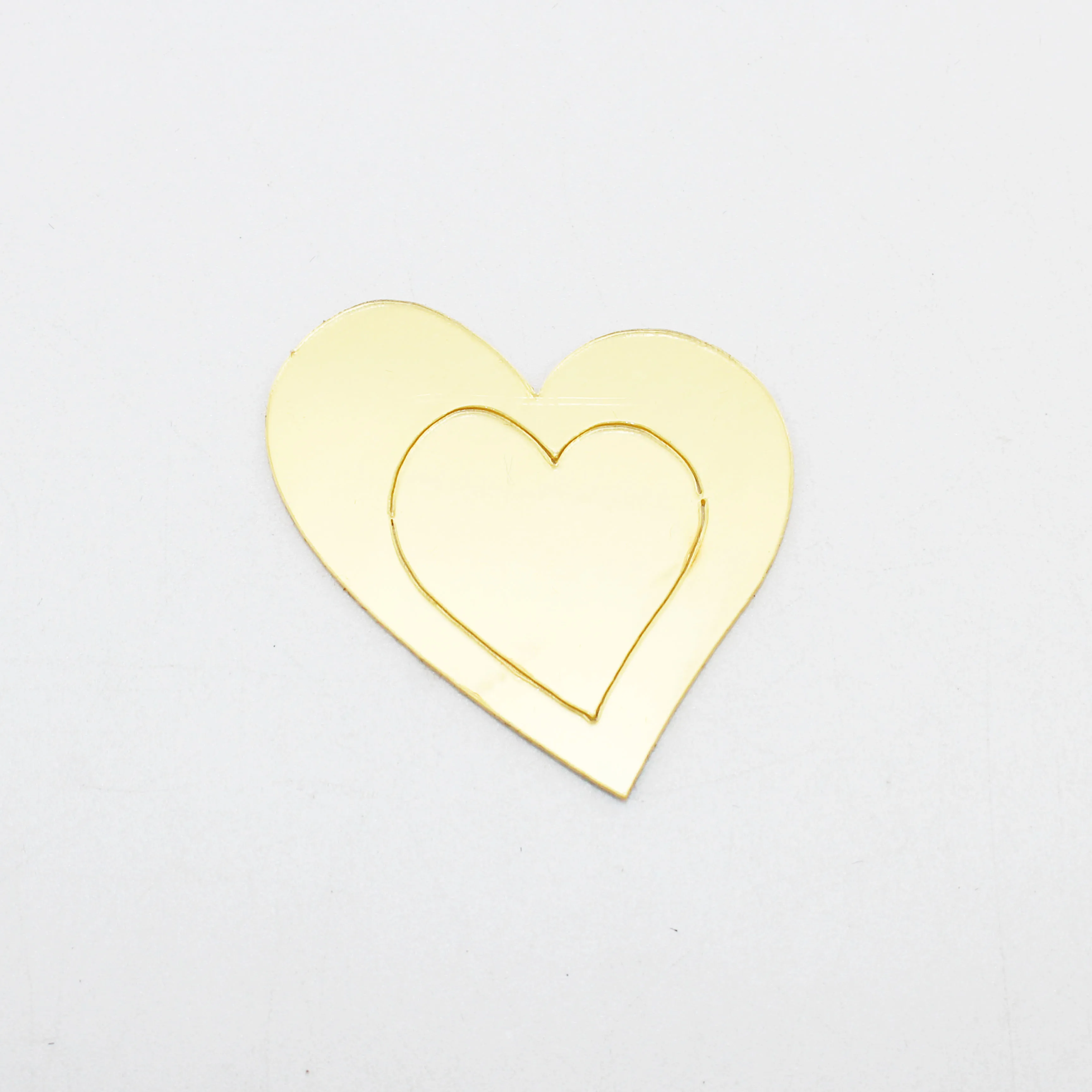 Ychon Custom Cake Topper Gold Heart Shape Acrylic Cake Topper Valentine's Day love Acrylic Cupcake Toppers Decoration