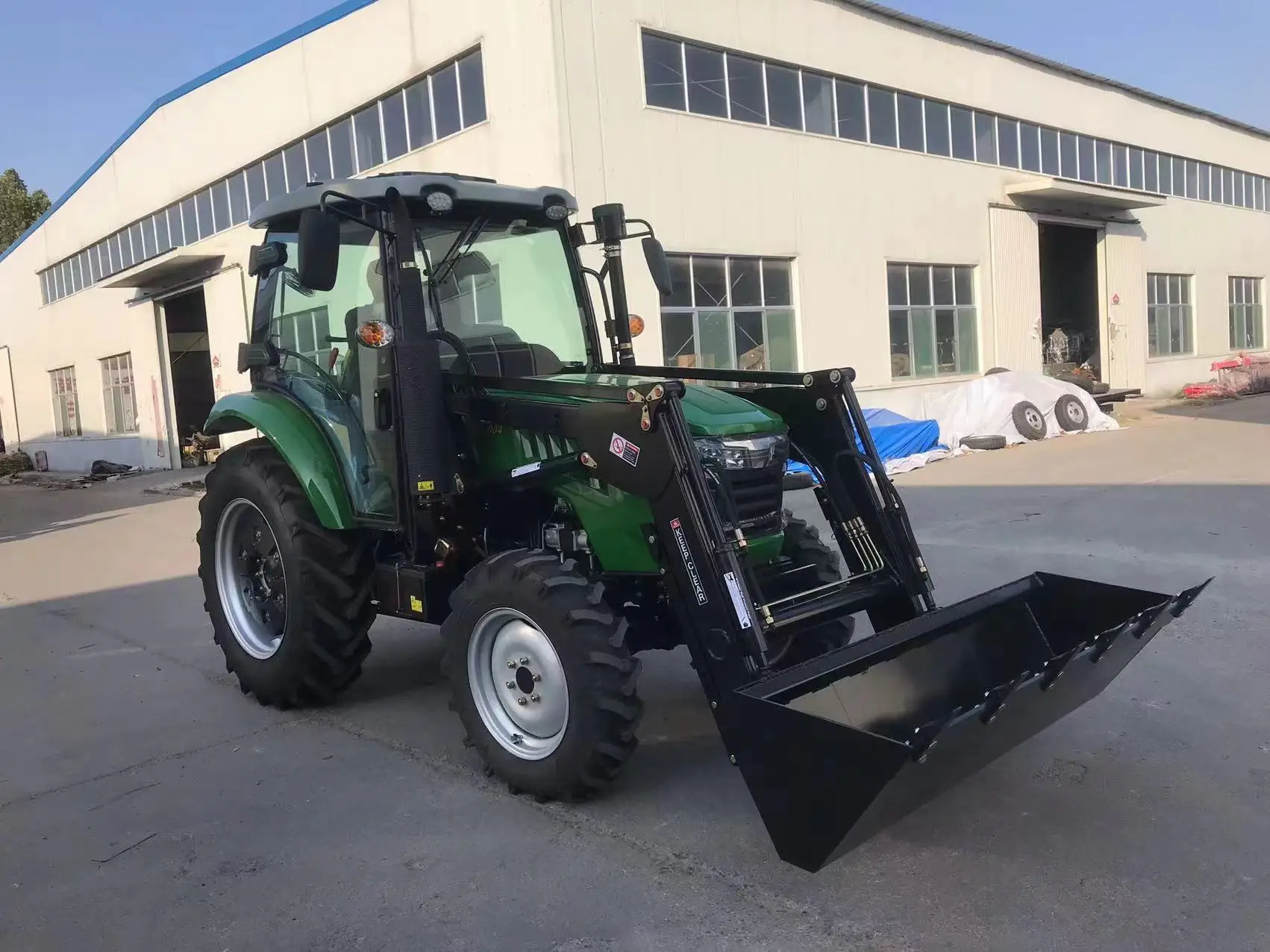 農業用オオカミトラクター4*4 80hp/90hp圧縮トラクター農場用