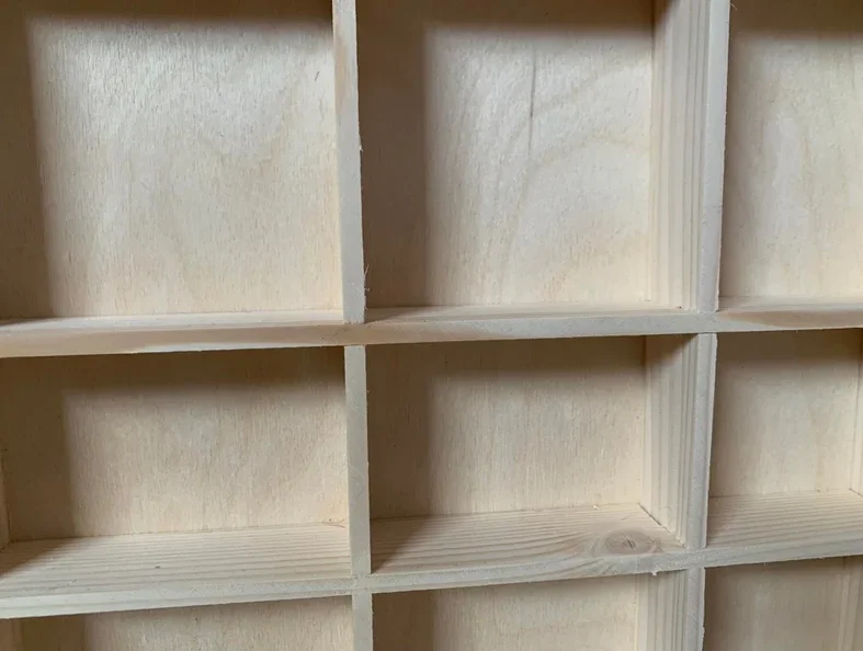 Factory Wooden Display 28 Compartments Spice Rack Knack Collection Keepsake Case Shelf Shadow Box Organizer Solid Wood