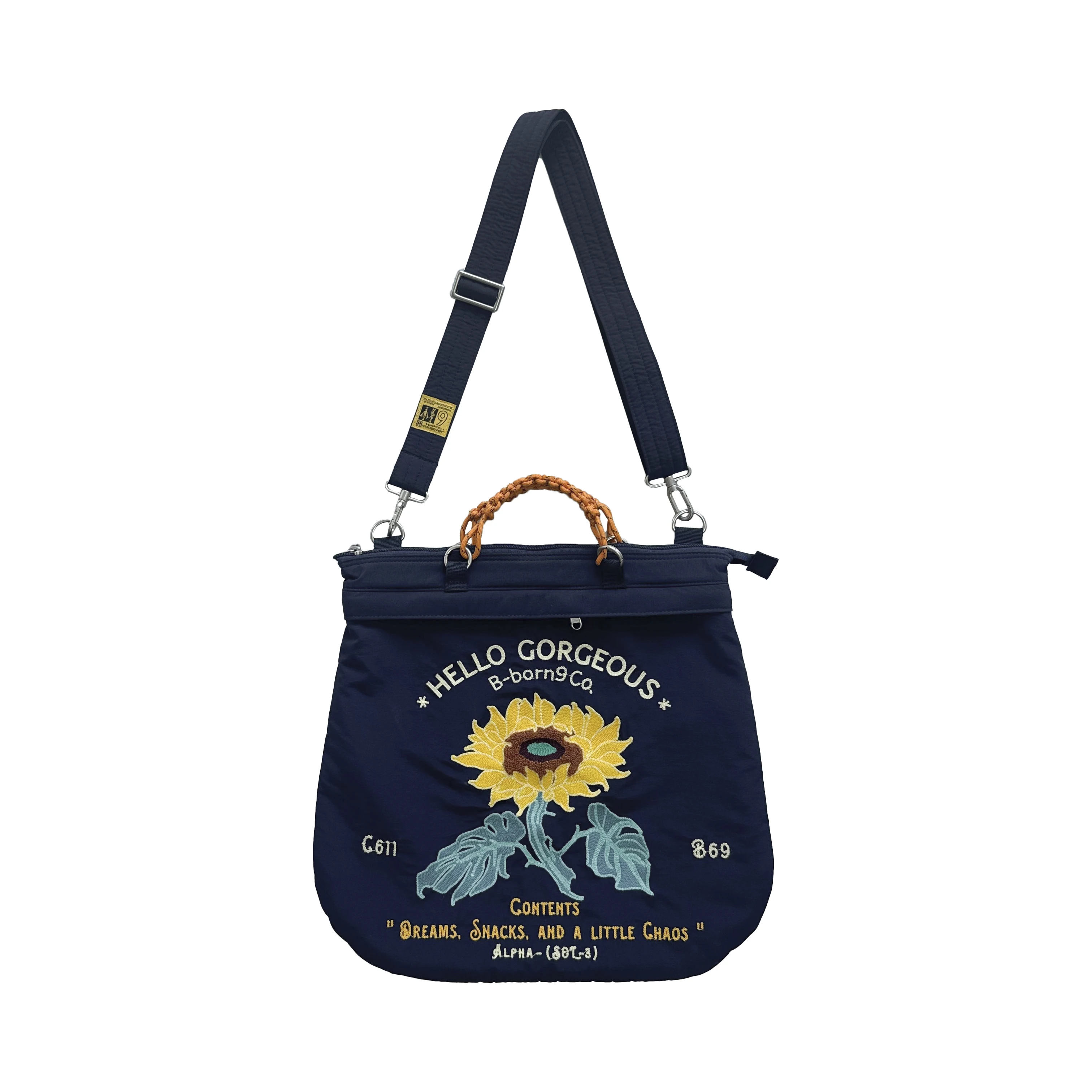 Stylish Waterproof Canvas Tote Bag Zipper Closure Custom Logo Printed Eco-Friendly Polyester Lining Beach Bag for Spring Autumn