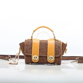 Luxury Designer 2024 New Genuine Leather Handheld Women's Bag Fashionable Embossed Single Shoulder Oblique Straddle Bag Retro