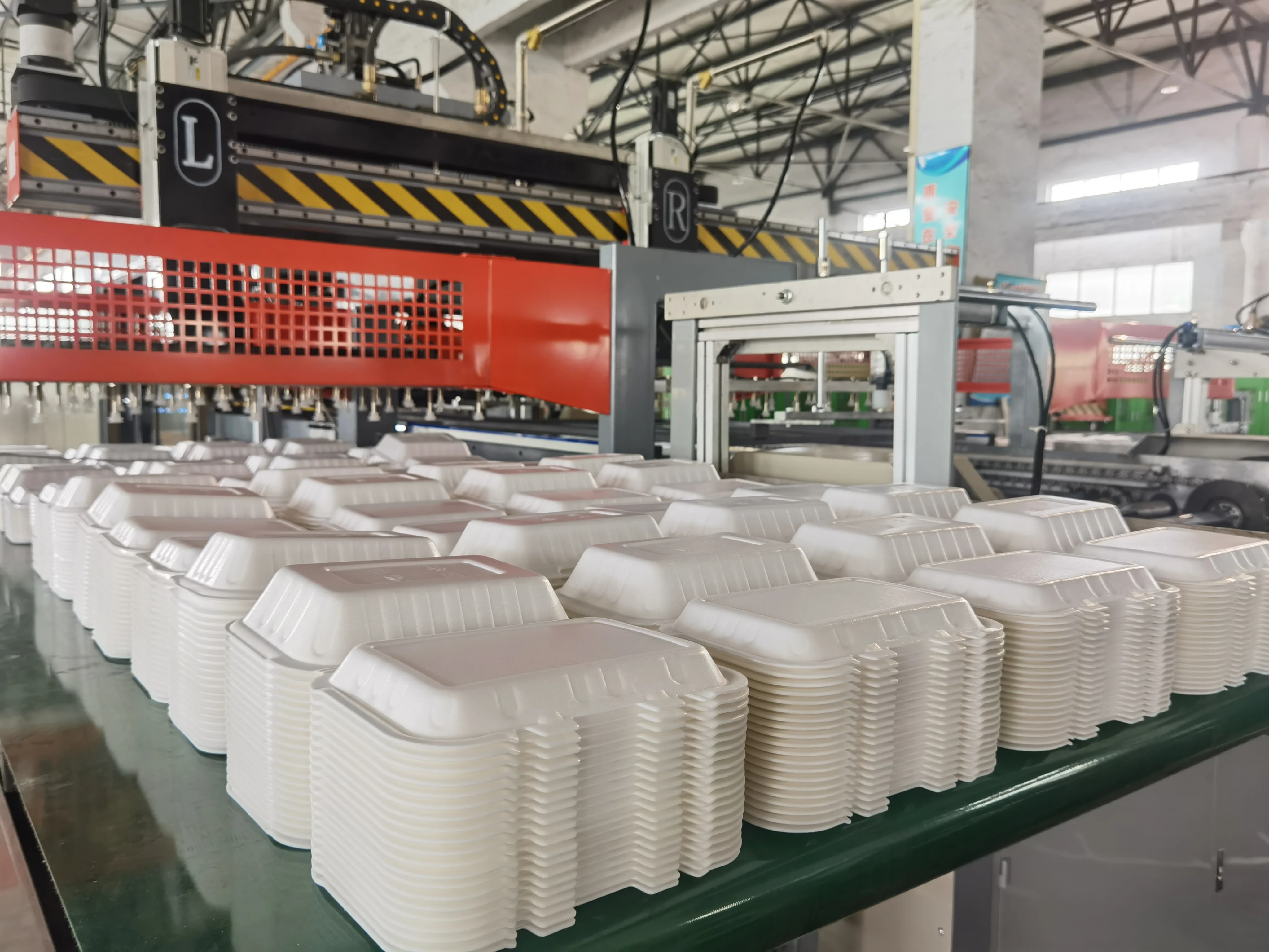 Полностью автоматический интеллектуальный и высокоскоростной обновите производственную линию контейнеров для