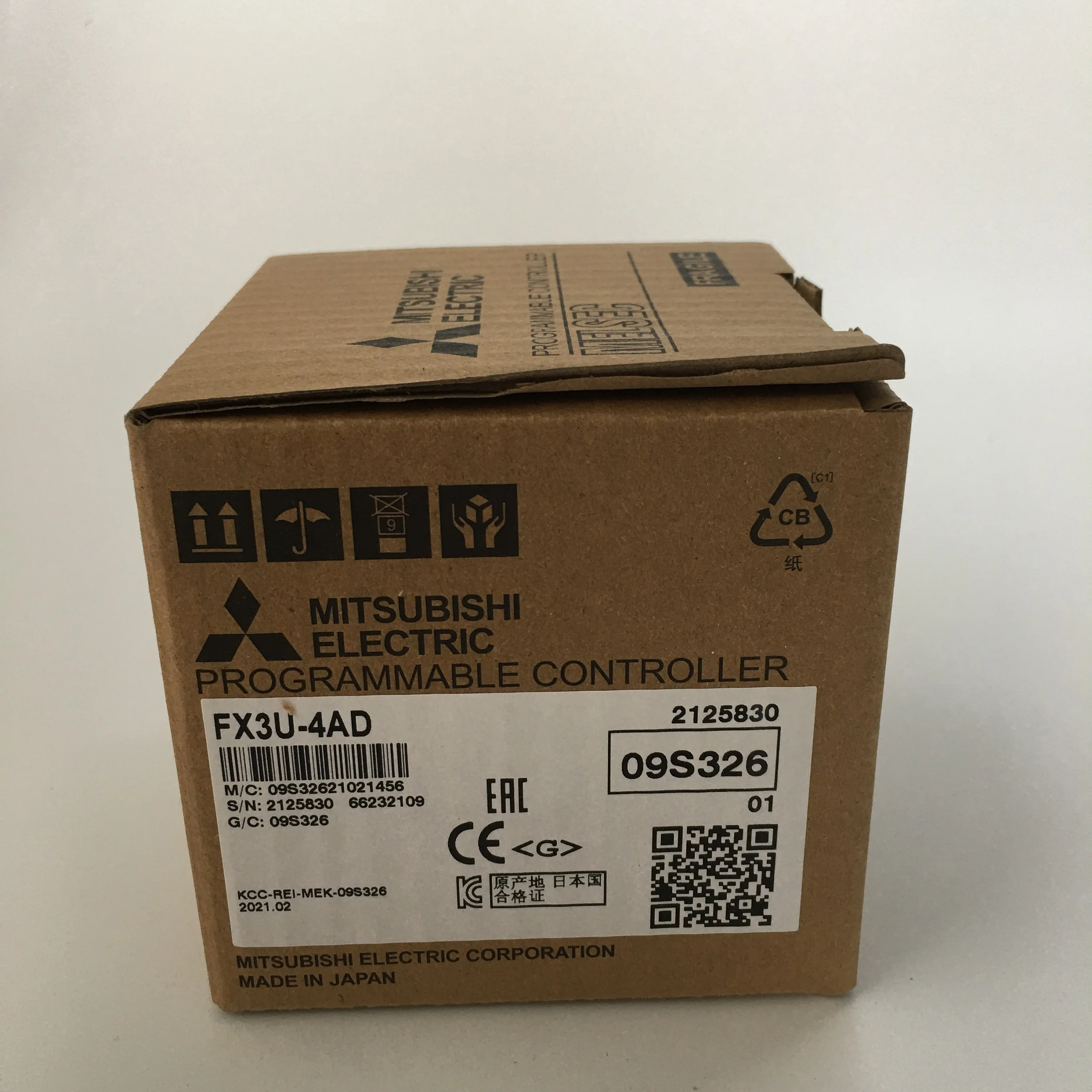 Mitsubishi Analog input module FX3U-4AD Mitsubishi Analog input module FX3U-4AD