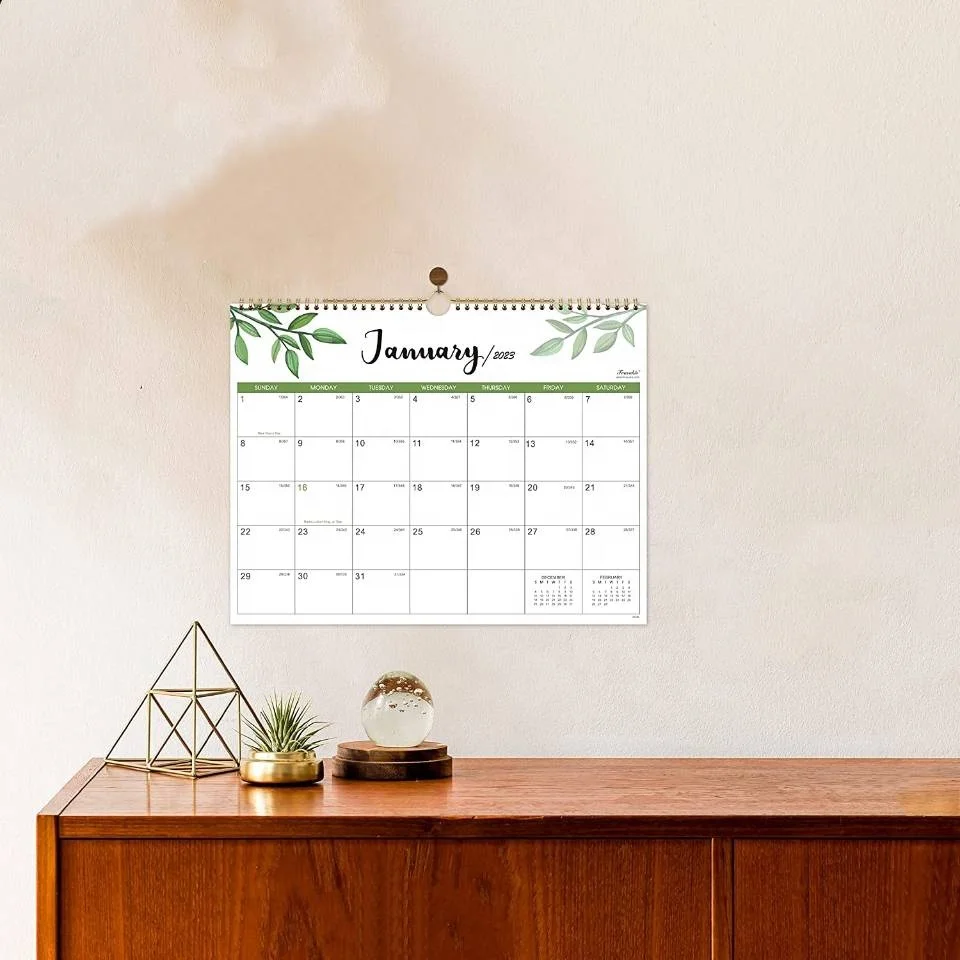批发2023-2024花卉年度挂历规划师18个月美国日历定制纸办公室展示促销| Alibaba.com