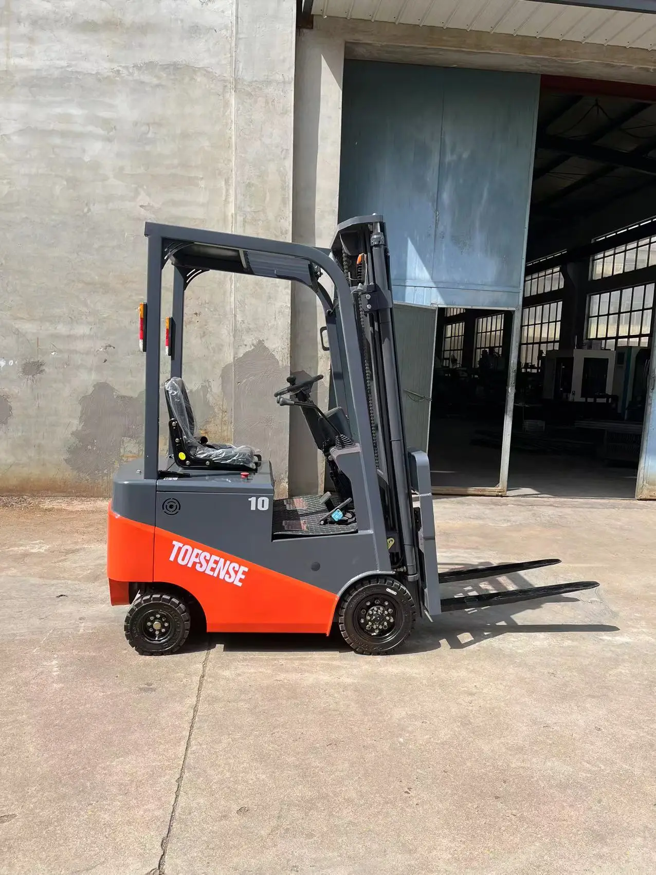 Warehouse Handling Machine Mini Electric Forklift Truck 800KG 48V Battery Fork Lift for Sale