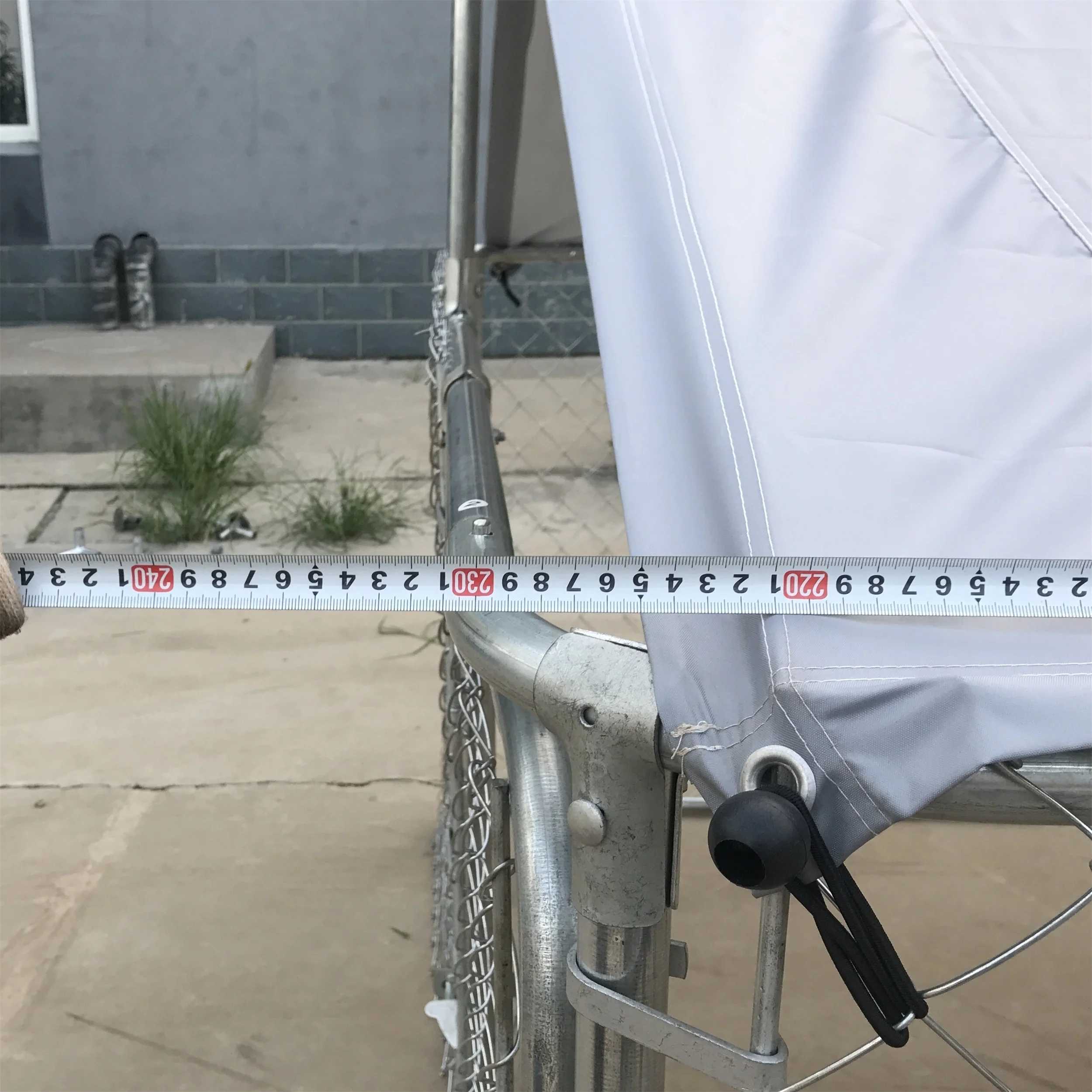 Online Hot Sell in America! 7.5 X 7.5 ft Dog Run Chain Link Dog Kennel with  Roof Cover