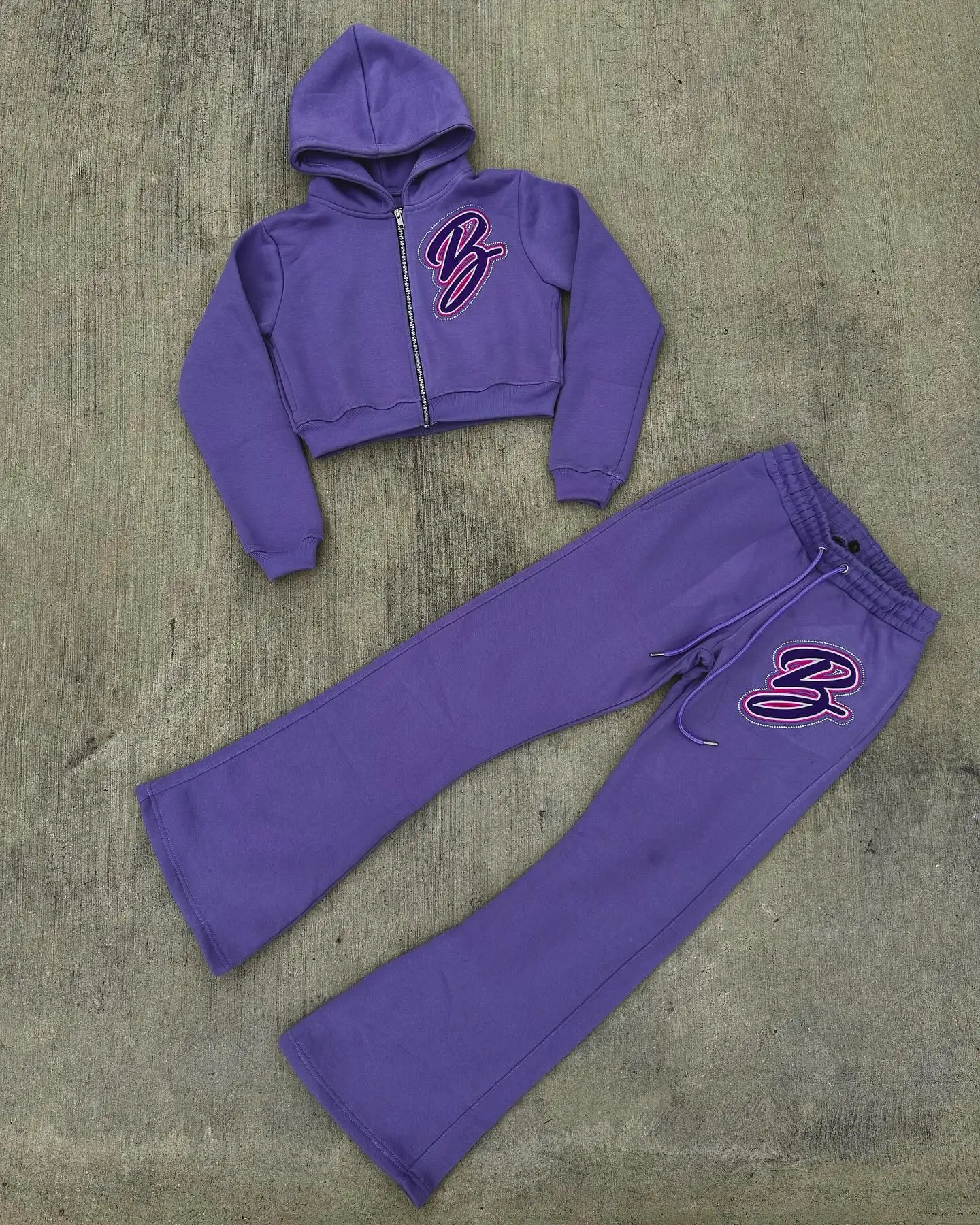 Custom Logo Rhinestone Embroidery Cropped Zip up Hoodie and Jogger Sweatpants Set Sweat Suit Flare Sweatsuit Tracksuit for Women gallery 9