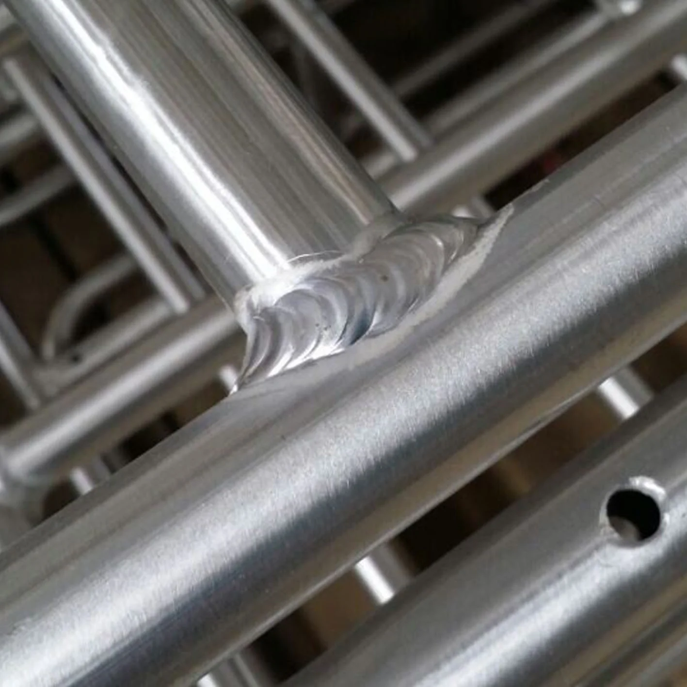 Производство трубчатых. Трубчатая рама. Пломба алюминиевая трубчатая. Трубчатый завод. Made Aluminum.