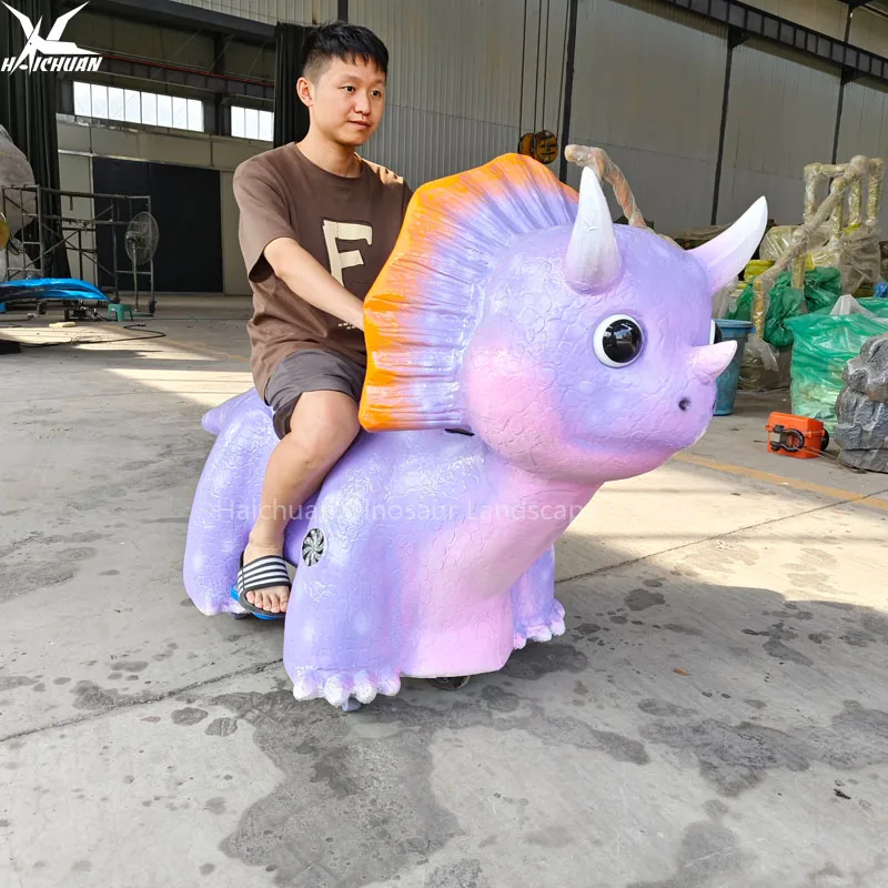 Dinosaures musicaux électriques à mouvement animatronique pour enfants, trottinette électrique pour parc intérieur/extérieure, balade à la maison ou dans un parc d'aventure
