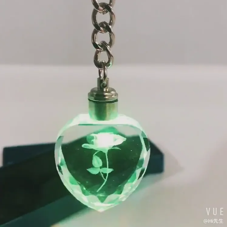 3Dレーザー彫刻クリスタルキーホルダー LEDライト クリスタルクラフト