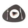 Cuir de vachette - Goutte d'eau marron foncé et noir