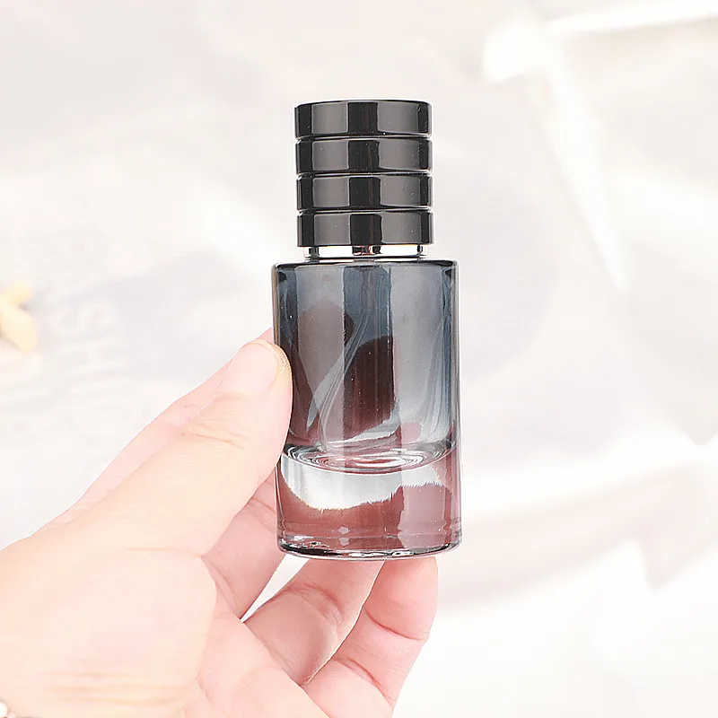 Black Gradient Color 30ml 50ml Refillable Spray Fragrance Bottle 100ml Cylinder Shape Designer Glass Perfume Bottle with Black