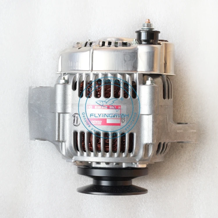 Cheap Good 24V 35A Alternator 4982231 C6008613610 C6008633220 for 
