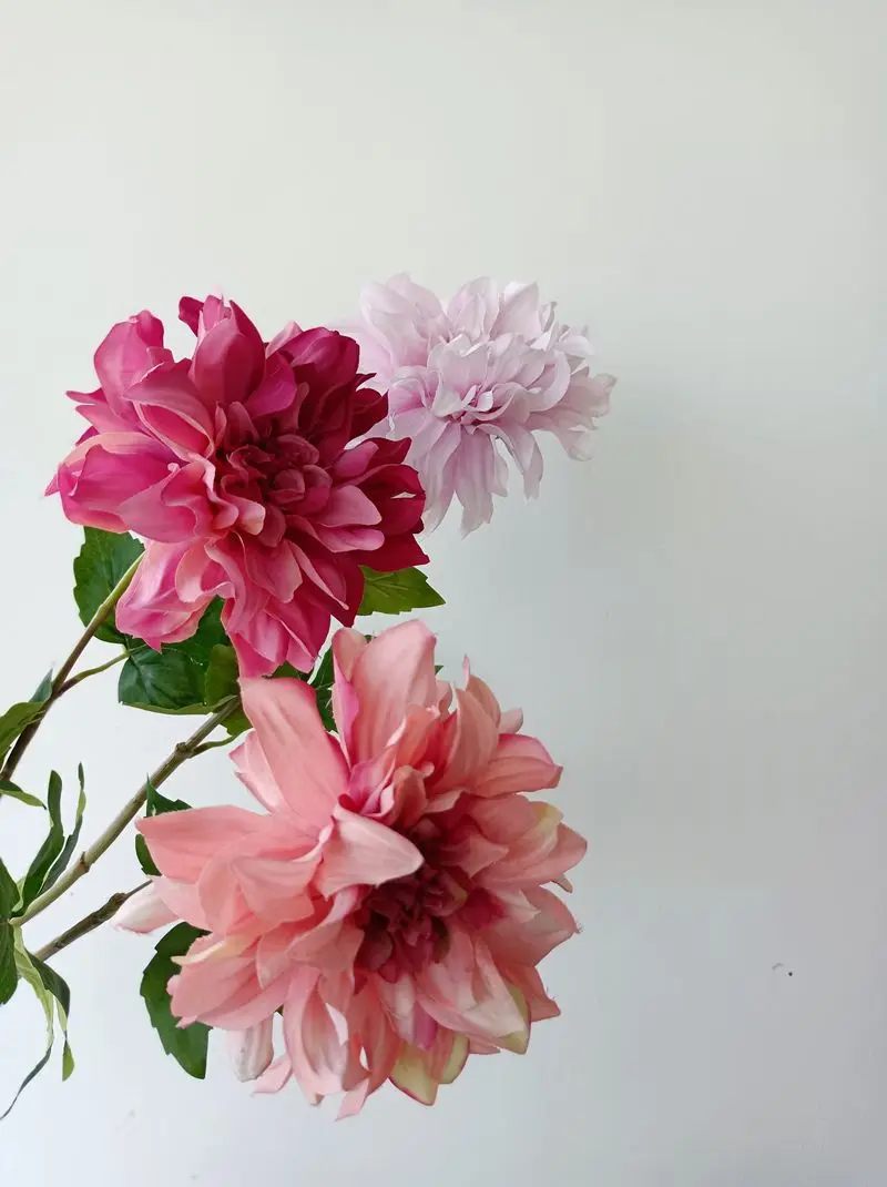 Wholesale Artificial Silk Dahlia Flowers Single Stem White Pink Flower