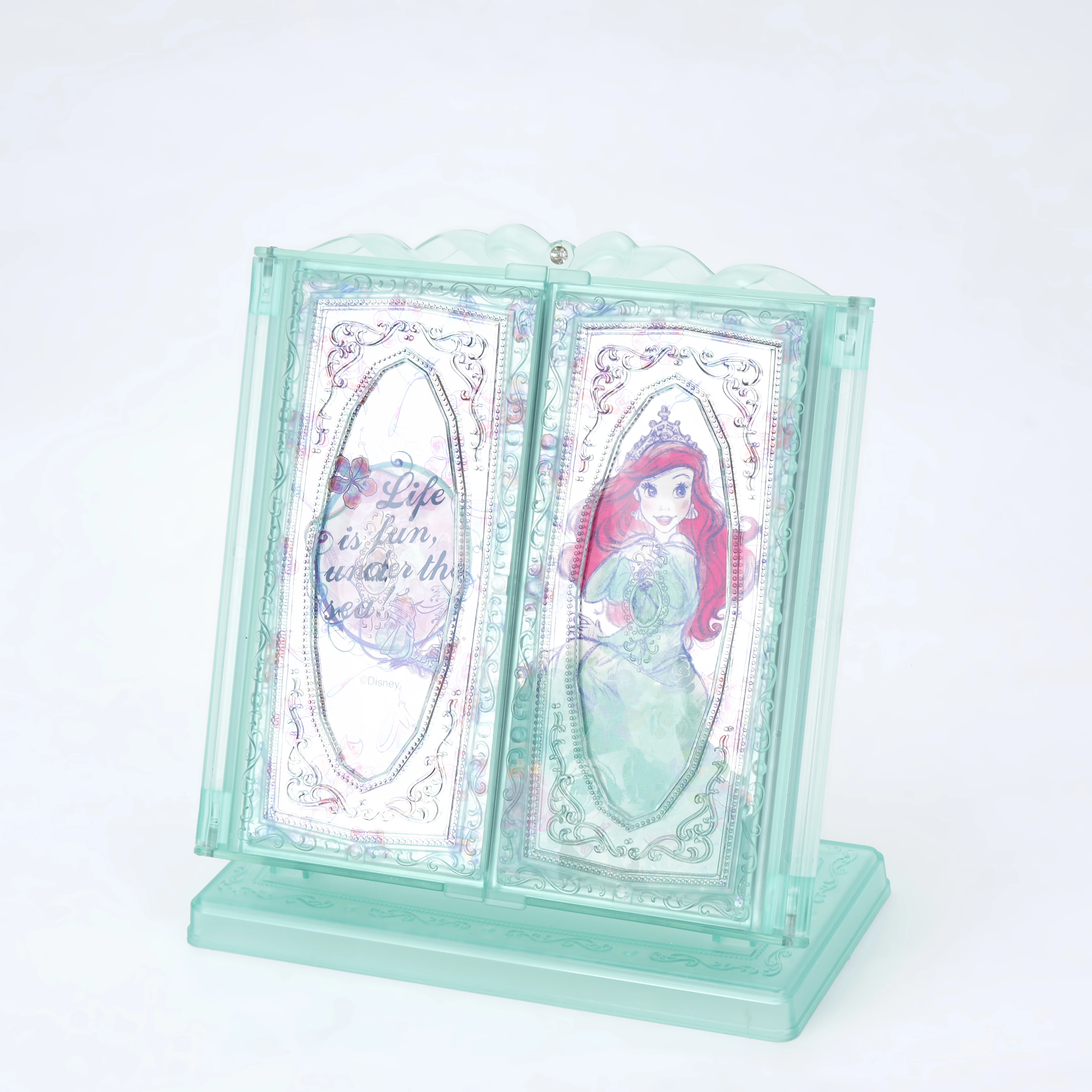 Exquisite Princess Mirror Desktop Vanity Mirror Custom 3 Sides Mirror 2X 3X Magnification Foldable Woman Girls Makeup Mirror