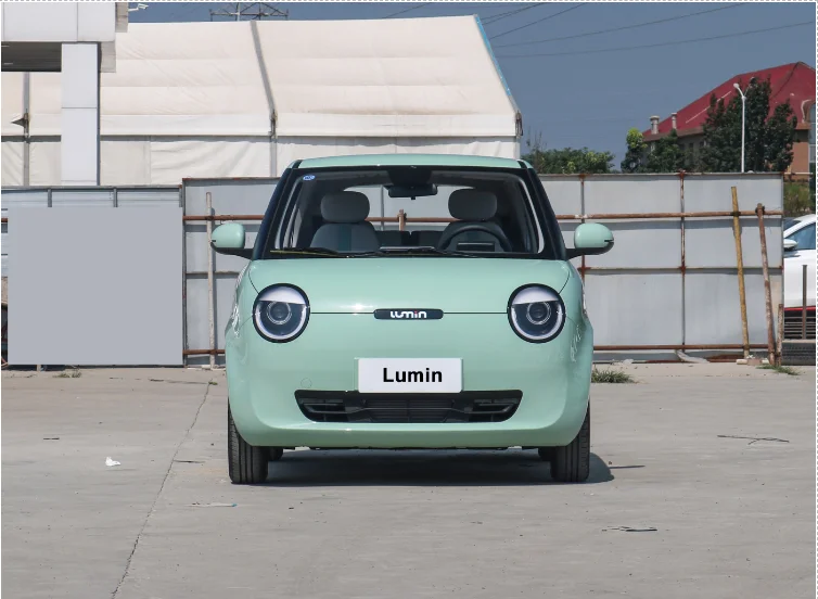 2023 Changan Lumin fashionable mini new energy electric vehicle  210 kilometers 301 kilometers mini e Changan Lumin manufacture