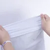 สีขาว