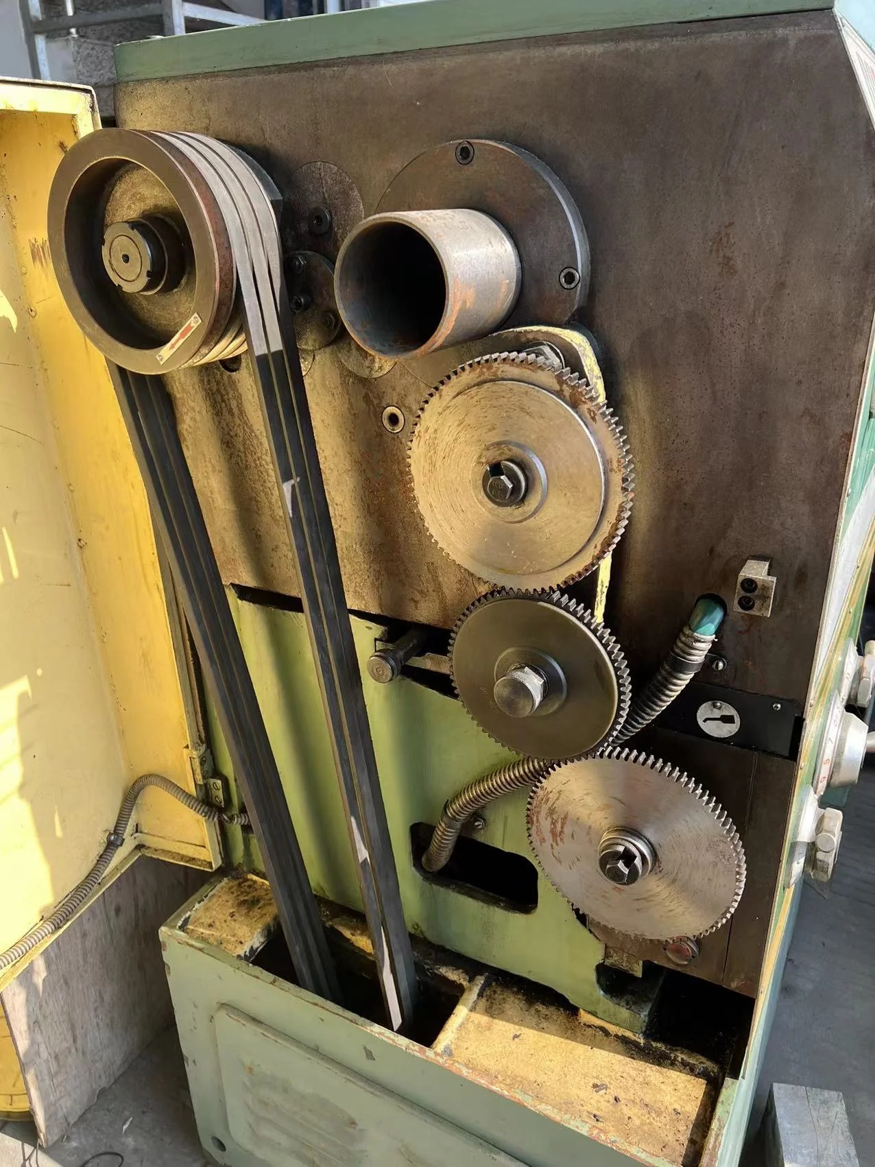Manual Lathe Machine BOCHI Brand CS 6266 B  Secondhand Horizontal Used 2 Meters