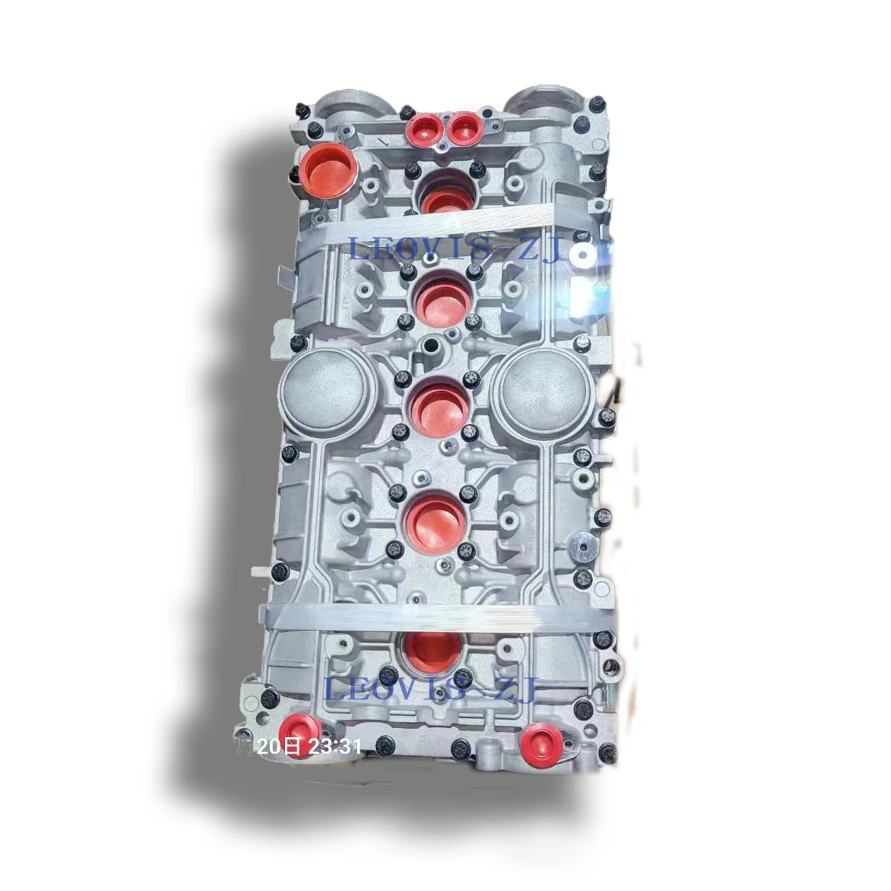 ボルボ、希少Volvo B6304Tエンジン用ヘッドカバー他６点セット ボルボ、希少Volvo B6304Tエンジン用ヘッドカバー他6点セット ボルボ