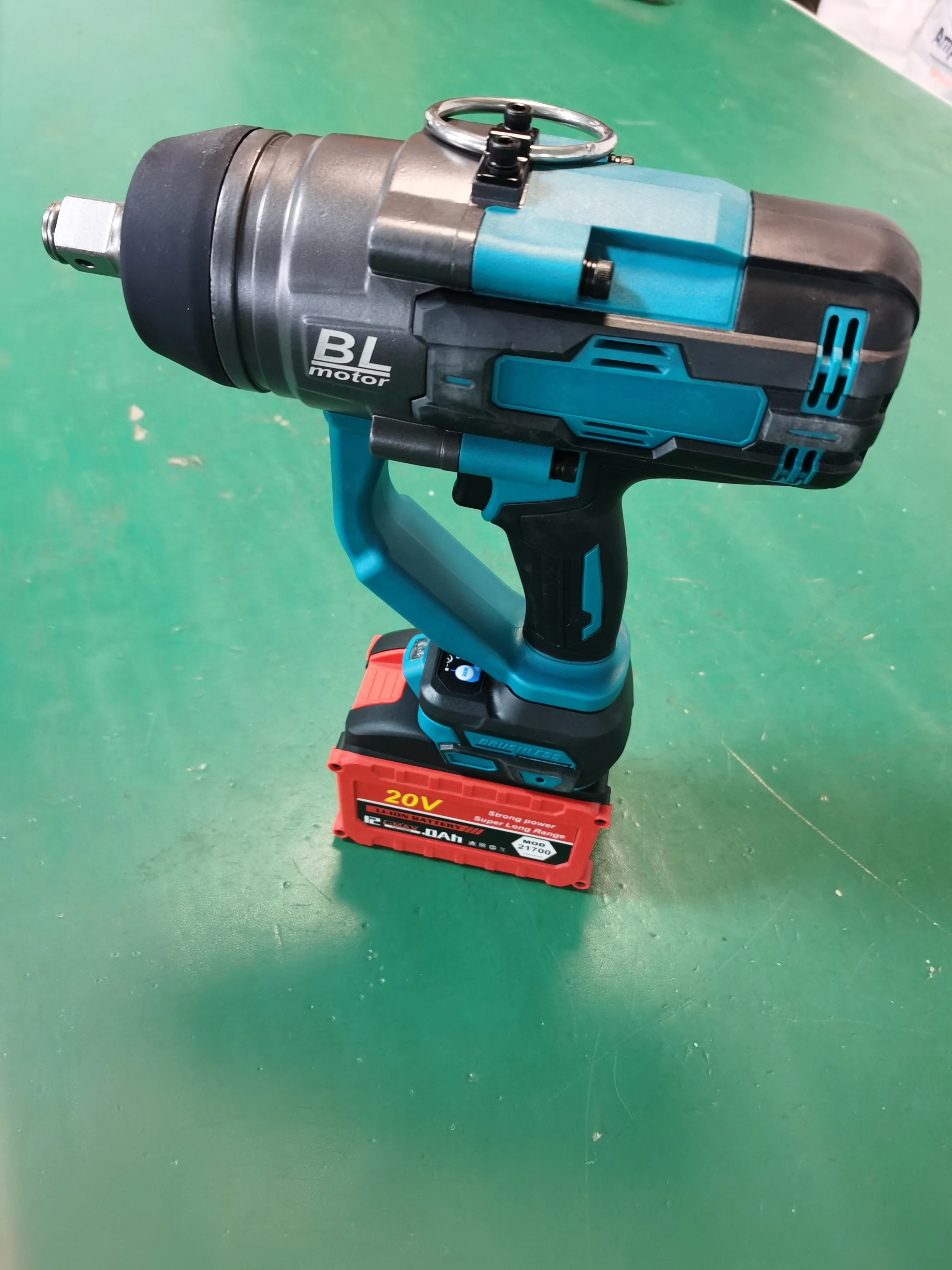 Heavy Duty Battery Operated Wrenches Popular Chargeable 21V Impact