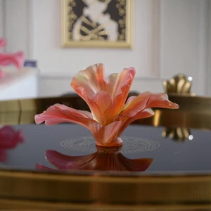SAINT-VIEW Handmade Crystal Bling Quartz Flower Glass Paperweight Table Decoration for Living Room