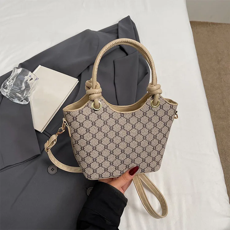 Favorable Price Elegant Shoulder Bags for Women Leather Messenger Bag for Women Fashion Trends Ladies Bags Ladies Handbag