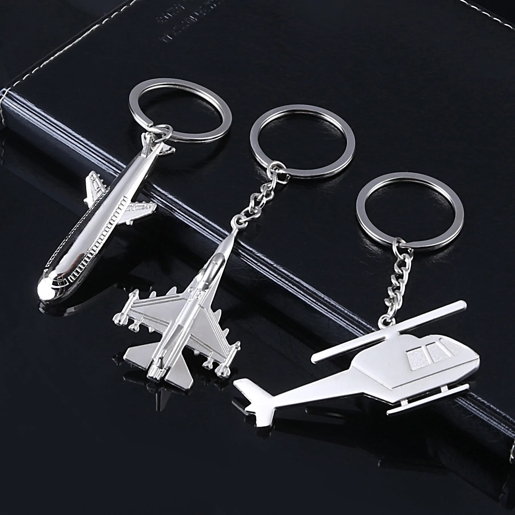 Airline Gift Airplane Keychain Aircraft Model 3D Metal Chains Airliners Fighter Plane Warplane Helicopter Key Rings 1