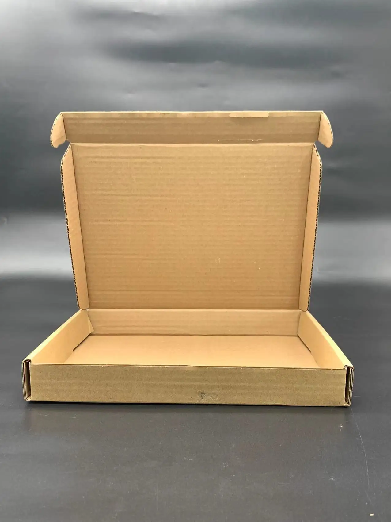 Custom Replace Cardboard Packaging Shipping Boxes Underwear Corrugated