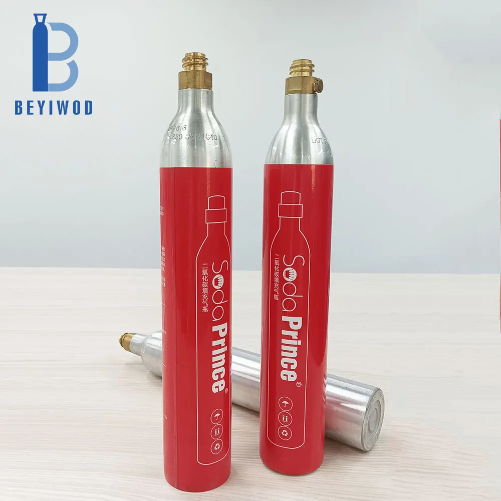 Aluminiowy cylinder gazowy CO2 o pojemności 0,6 l, do napowietrzania wody sodowej (60 l), do ponownego napełniania, z szybkim połączeniem – cylinder gazowy CO2 do napowietrzania wody sodowej