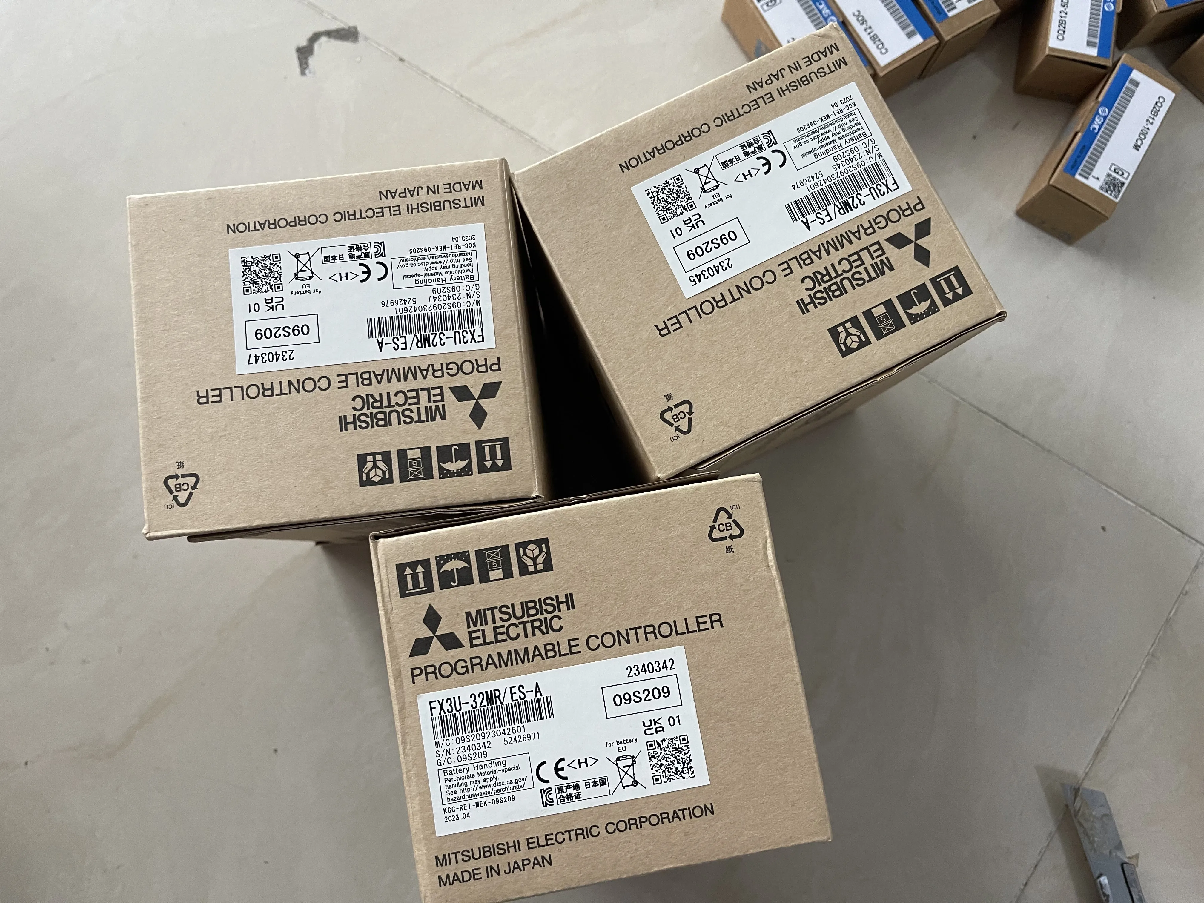 Mitsubishi Programmable Logic Controller PLC FX3U-32MT/ES-A Mitsubishi Programmable Logic Controller PLC FX3U-32MT/ES-A