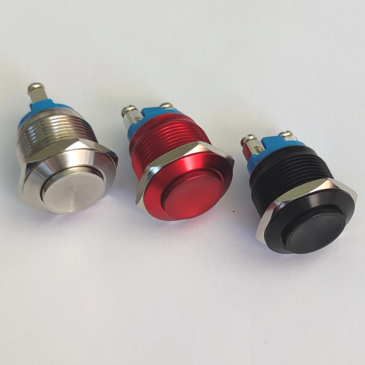 19MM Metal Push Button Switch ON-OFF Flat Button Push Switch 2Pin Momentary Push Button Switches with Screw Terminal