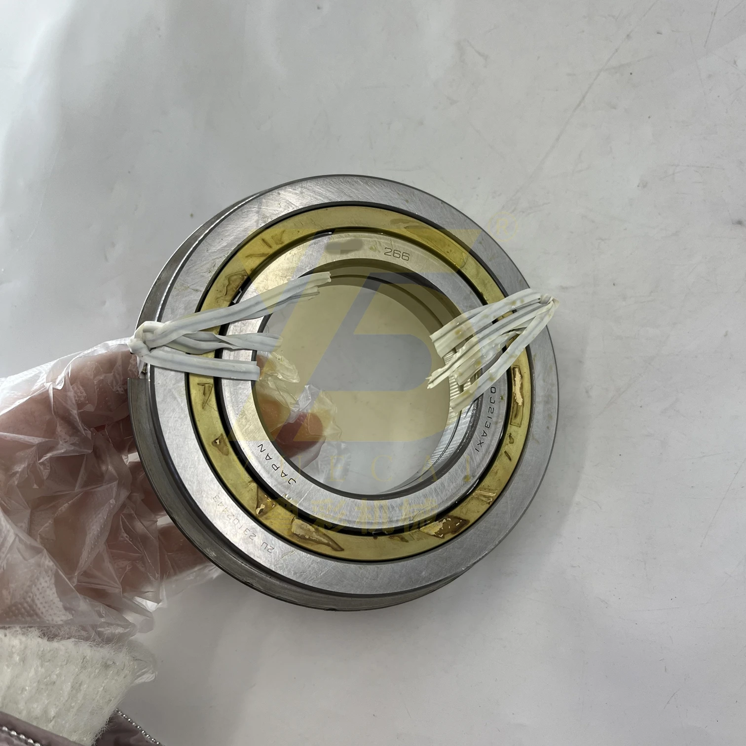 YUE CAI construction machinery Spare parts 6V3323 6V-3323 Ball Bearing for Dozer D8N D8R 587R