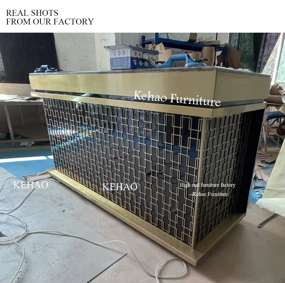 森田工芸　バーカウンター 新デザインカスタムハイエンド高級ゴールドステンレス金属製バー