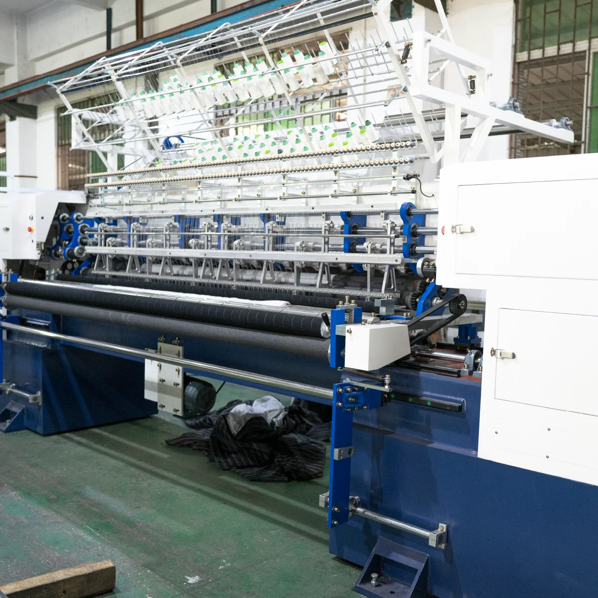 Tongda TD-128-2B Computerized Comforters/Bed Sheet/Curtain Fabric/Duvet/Cloth Making Lock Stitch Multi Needle Quilting Machine