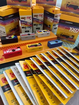 Kodak Mini Digital Camera Full HD Optical Zoom Rechargeable Battery Blind Box Keychain 1987 detail image