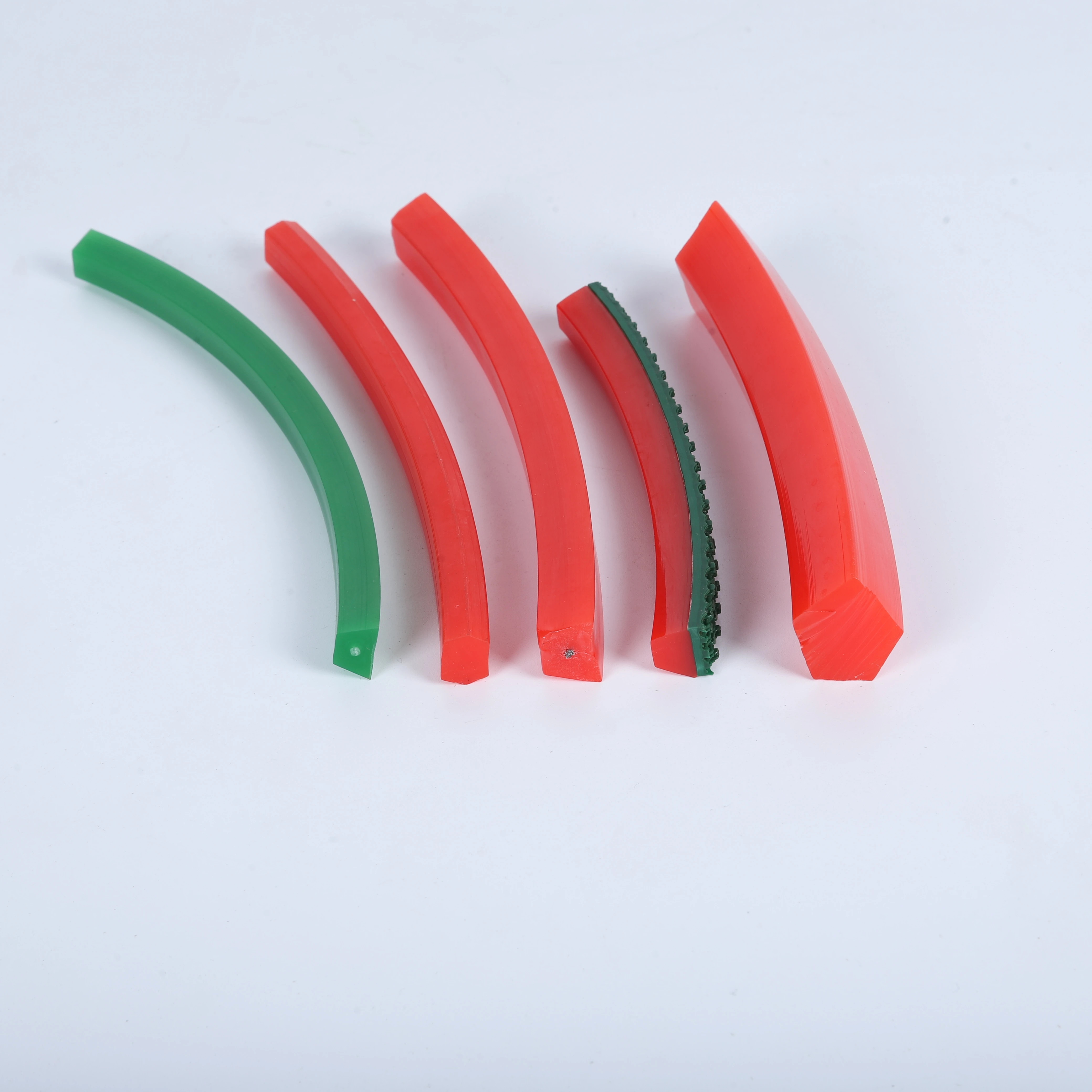 Extrusion PU Pentagonal Rubber Belt Oil-Resistant and Withstand High Temperatures up to 150 Degrees Celsius Power Transmission