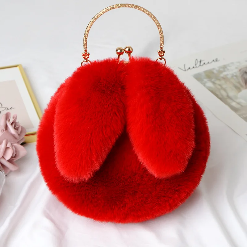 Fur purse hi-res stock photography and images - Alamy